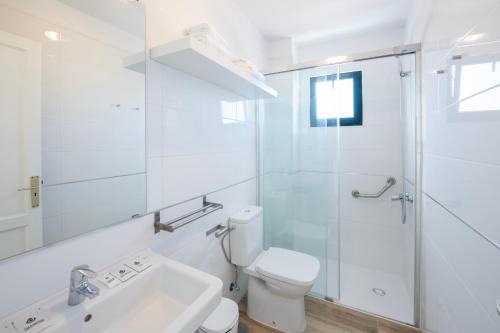Apartamento Superior de 1 dormitorio, con terraza del hotel Los Rosales. Foto 19