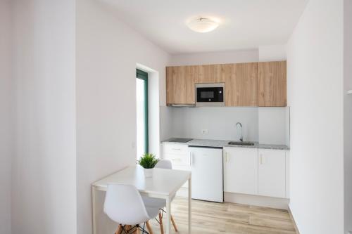 Apartamento Superior de 1 dormitorio, con terraza del hotel Los Rosales. Foto 22