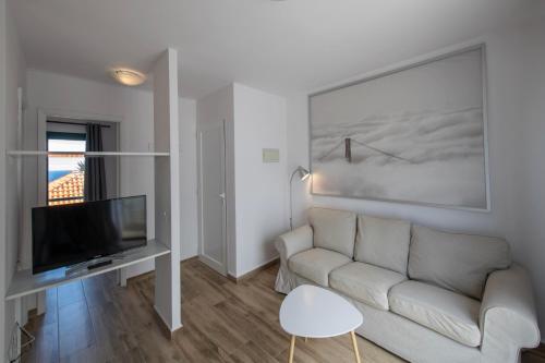 Apartamento Superior de 1 dormitorio, con terraza del hotel Los Rosales. Foto 24
