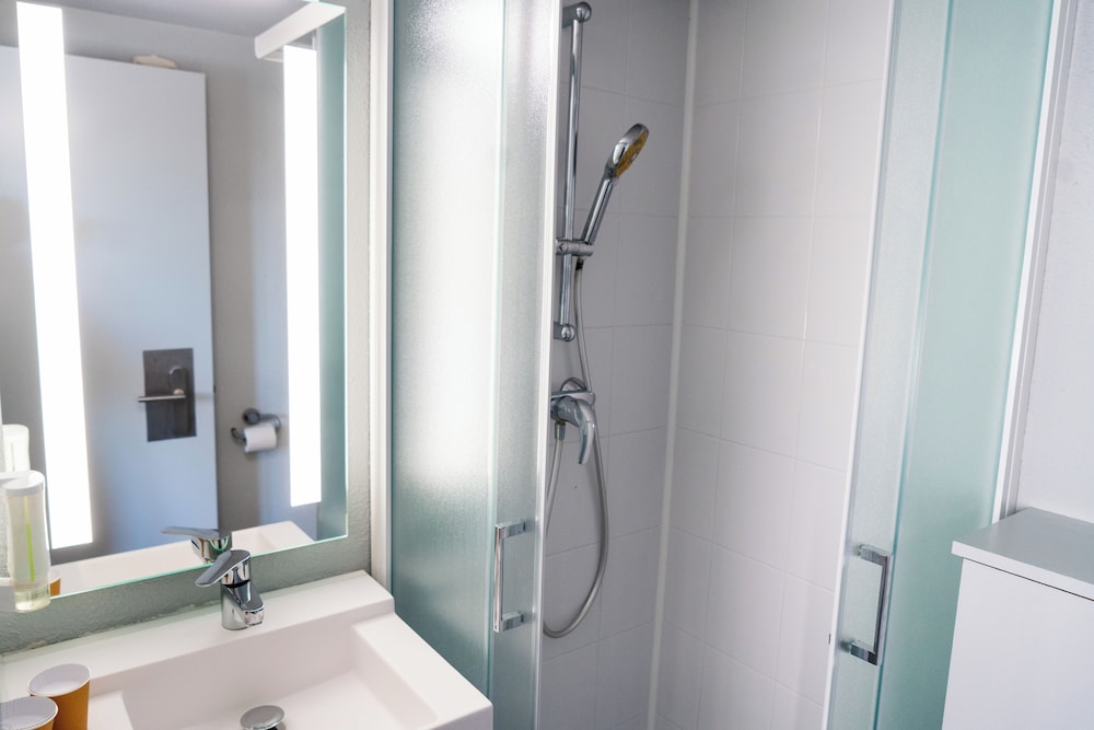 Habitación estándar, 1 cama doble, accesible para personas con discapacidad del hotel Ibis Budget Aix En Provence