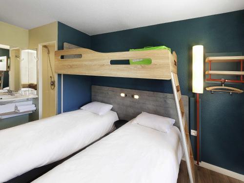TRIPLE - Habitación con 3 camas individuales del hotel Ibis Budget Saint Gaudens