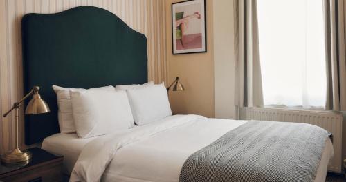 Habitación Doble Pequeña del hotel The Columbia. Foto 2