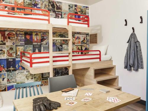 Habitación Combo del hotel Hotelf1 Paris Saint Ouen Marché Aux Puces. Foto 1