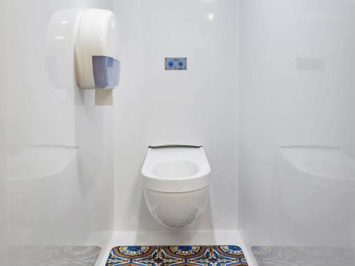 Habitación Doble Tandem con baño compartido del hotel Hotelf1 Paris Saint Ouen Marché Aux Puces. Foto 1