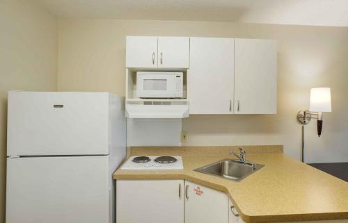 Estudio con 1 cama extragrande - no fumadores del hotel Extended Stay America - New York City - Laguardia Airport. Foto 4