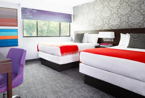 Habitación Doble con 2 camas dobles - No fumadores del hotel The Royal Regency