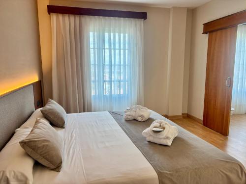 Suite del hotel Santiago De León. Foto 14