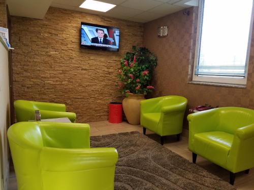 Habitación Doble - Adaptada para personas de movilidad reducida - No fumadores del hotel Super 8 By Wyndham Plattsburgh