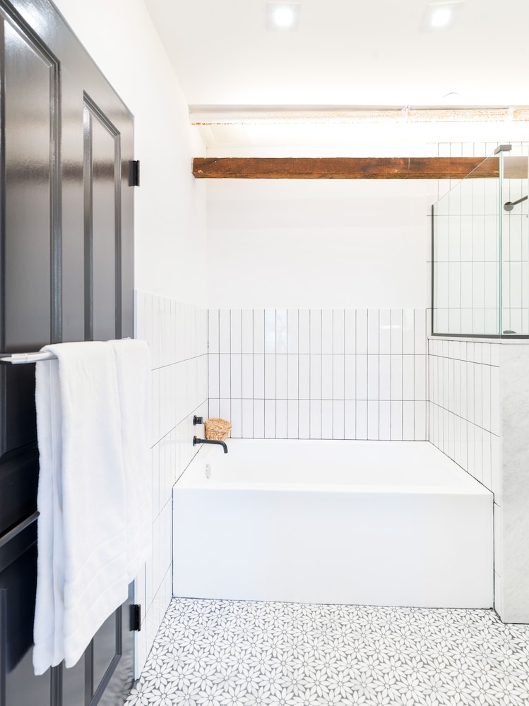 Habitación de lujo del hotel American Beech. Foto 4