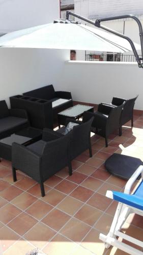 Apartamento Con Cocina 1 habitación Sofá Cama incluido 2 Camas individuales del hotel Living Sevilla Apartments Hércules. Foto 31