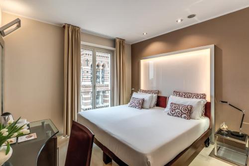 Habitación Doble Estándar del hotel La Griffe. Foto 7