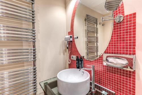 Habitación Triple del hotel La Griffe. Foto 4