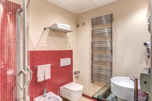 Habitación Triple del hotel La Griffe. Foto 5