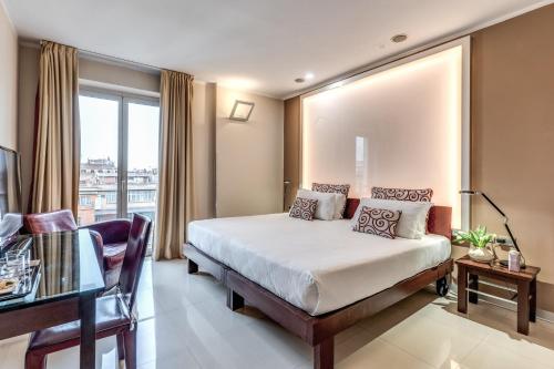 Habitación Triple del hotel La Griffe. Foto 11