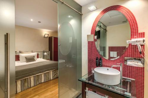 Habitación Cuádruple Dúplex del hotel La Griffe. Foto 6