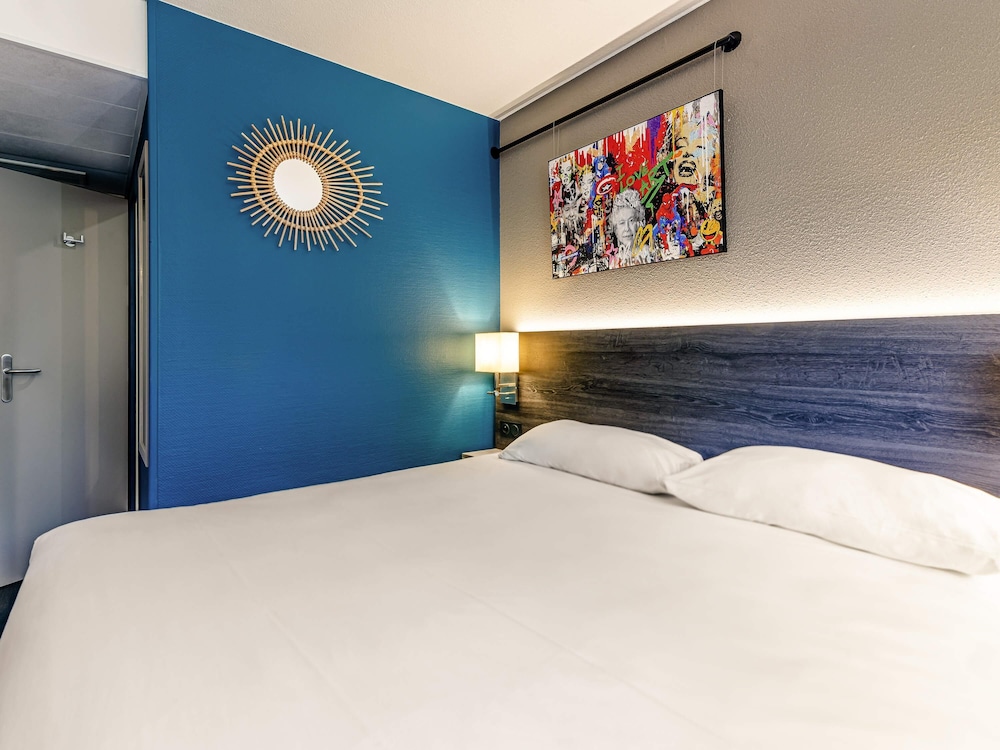 Habitación Pop con cama doble del hotel Greet Bordeaux Floirac Arena. Foto 3