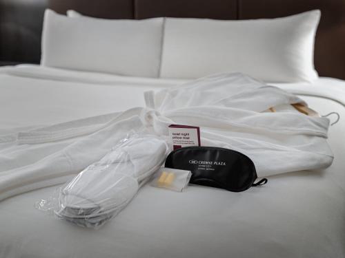 Habitación Premium - 1 cama extragrande - Planta Club del hotel Crowne Plaza Suffern-mahwah