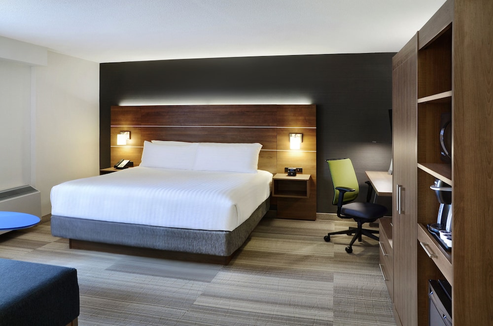 Habitación estándar, 1 cama de matrimonio grande (Extra Floor Space) del hotel Holiday Inn Express Toronto - Downtown, An Ihg