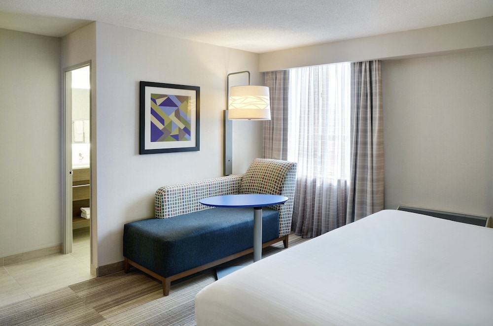 Habitación estándar, 1 cama de matrimonio grande (Extra Floor Space) del hotel Holiday Inn Express Toronto - Downtown, An Ihg. Foto 3