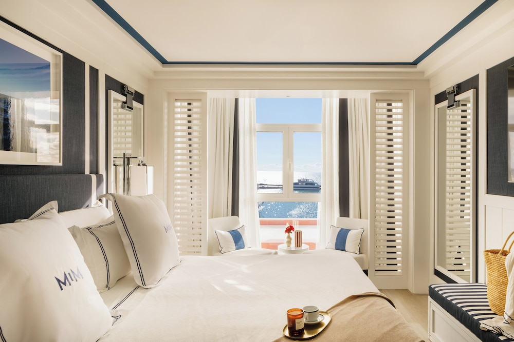 Habitación Deluxe con vistas al mar del hotel MiM Sotogrande member of Meliá Collection
