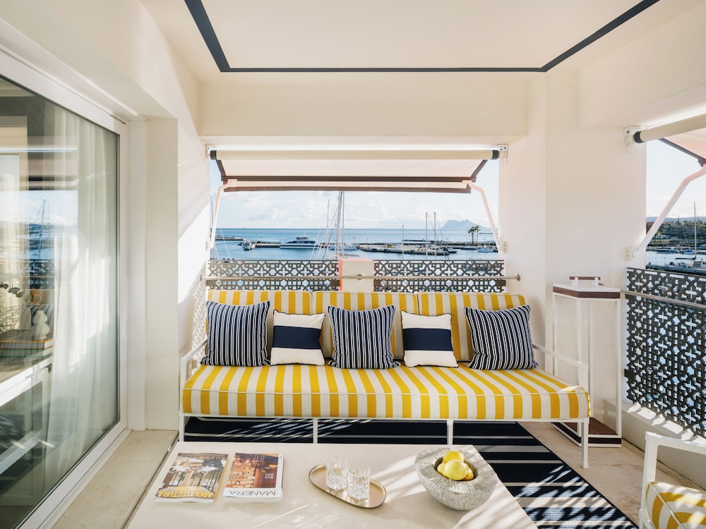 Suite del hotel MiM Sotogrande member of Meliá Collection