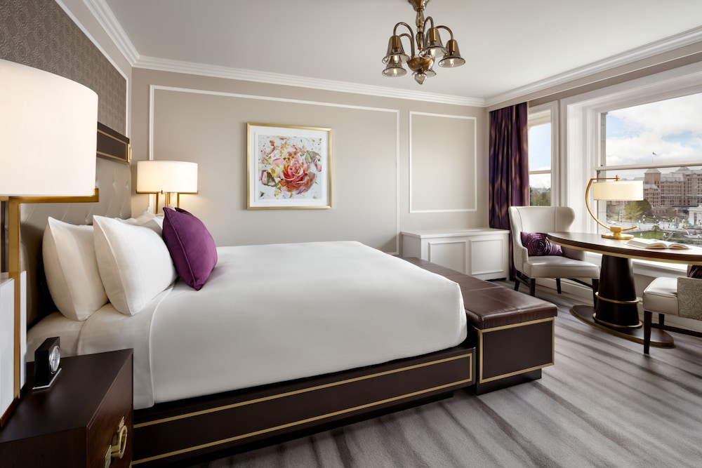 Fairmont Gold Harbour View Executive Suite 1 King del hotel Fairmont Empress. Foto 2