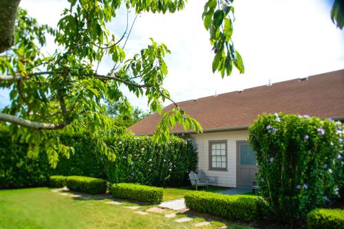 Suite con vistas al jardín del hotel Sole East Resort