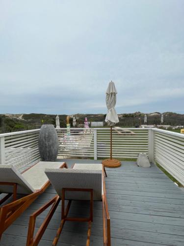 Habitación Doble con patio del hotel Hero Beach Club. Foto 2