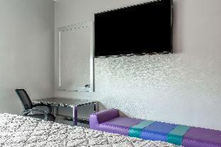 Habitación doble 1 Cama king del hotel Umbrella, An Ascend Collection Member