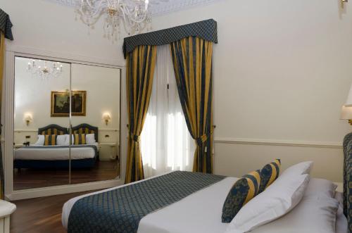 Habitación Doble del hotel Traiano. Foto 6