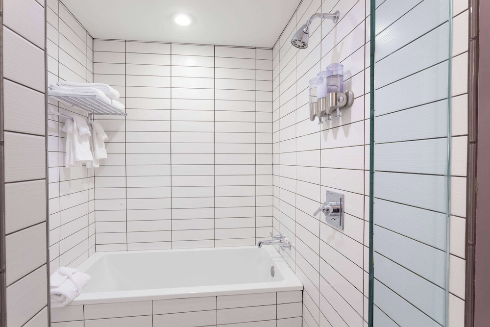 Suite Lujo 1 Cama king del hotel Hotel at the Lafayette, Trademark Collection by Wyndham. Foto 3