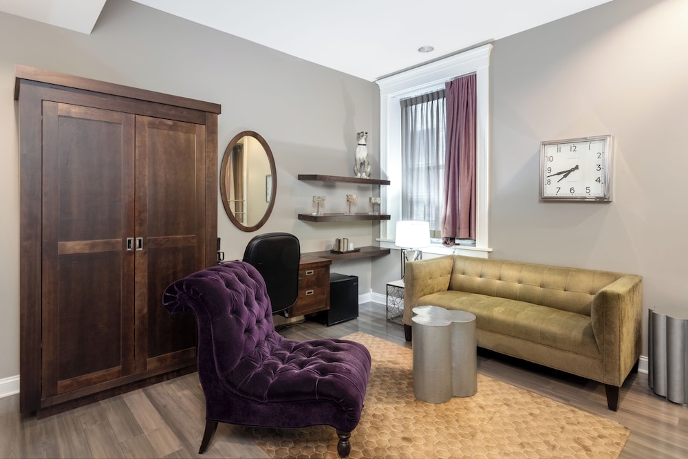 Suite, 1 cama de matrimonio grande, no fumadores del hotel Hotel at the Lafayette, Trademark Collection by Wyndham. Foto 1