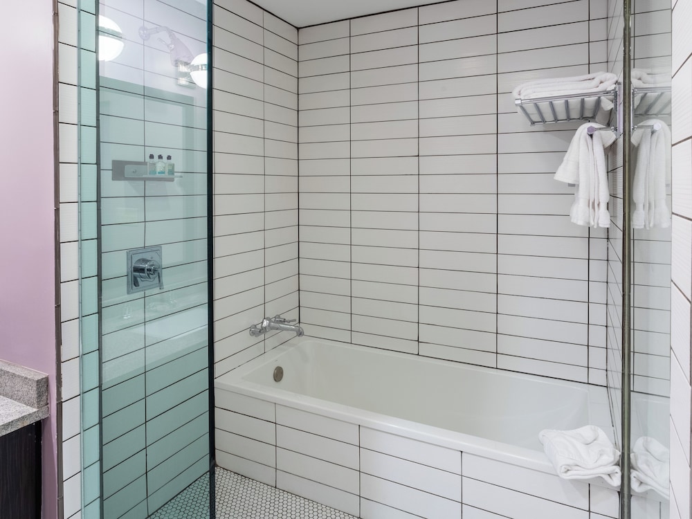 Habitación individual junior, 1 cama de matrimonio, no fumadores del hotel Hotel at the Lafayette, Trademark Collection by Wyndham. Foto 4