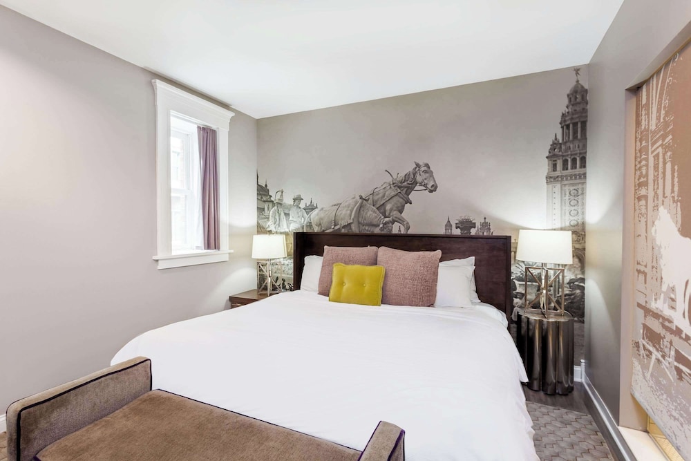 Habitación Deluxe, 1 cama de matrimonio grande, no fumadores del hotel Hotel at the Lafayette, Trademark Collection by Wyndham. Foto 1