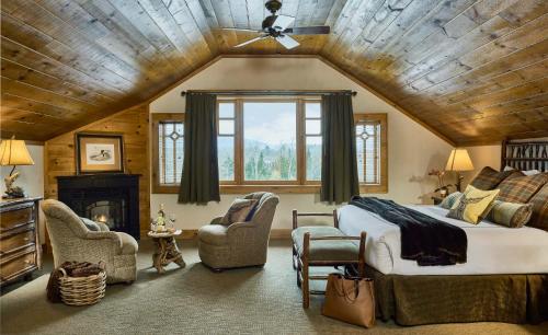 Suite de 3 dormitorios del hotel The Whiteface Lodge. Foto 2