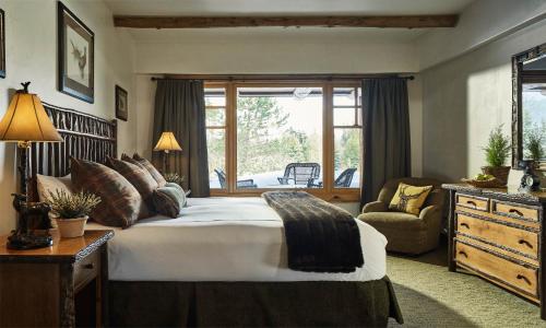 Suite Superior de 1 dormitorio del hotel The Whiteface Lodge. Foto 3