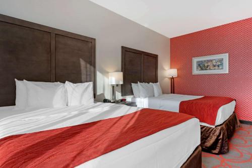 Habitación con 2 camas grandes - No fumadores del hotel Comfort Inn and Suites Near Stadium