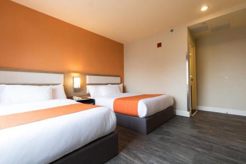 Habitación Doble - 2 camas dobles del hotel Romana Hotel - NYC. Foto 3