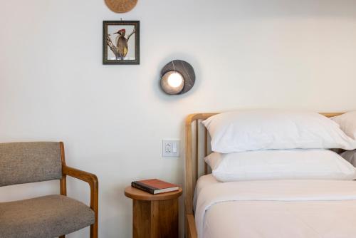Habitación Deluxe con cama extragrande del hotel Eastwind. Foto 4