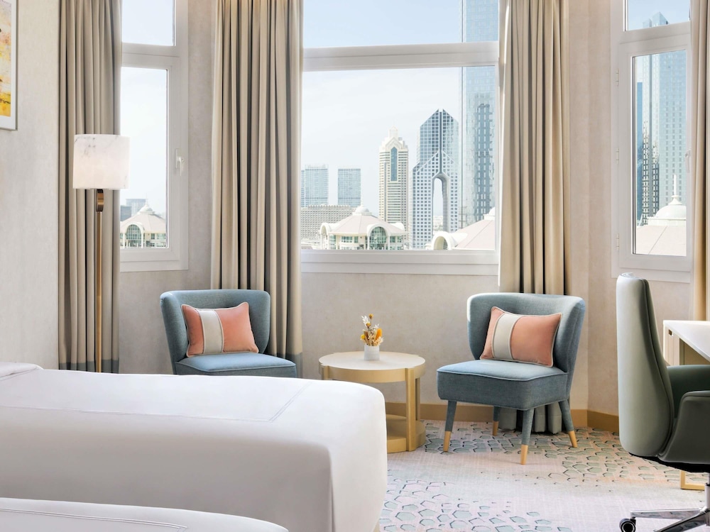 Habitación Deluxe con 2 camas individuales, 2 camas individuales del hotel Swissotel Al Murooj Dubai
