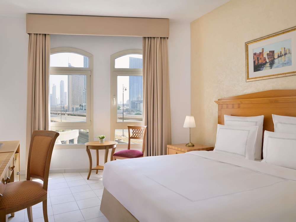 Apartamento, 3 habitaciones (Duplex) del hotel Swissotel Al Murooj Dubai. Foto 3
