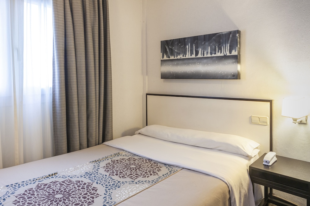 Habitación Individual del hotel Macià Plaza. Foto 3