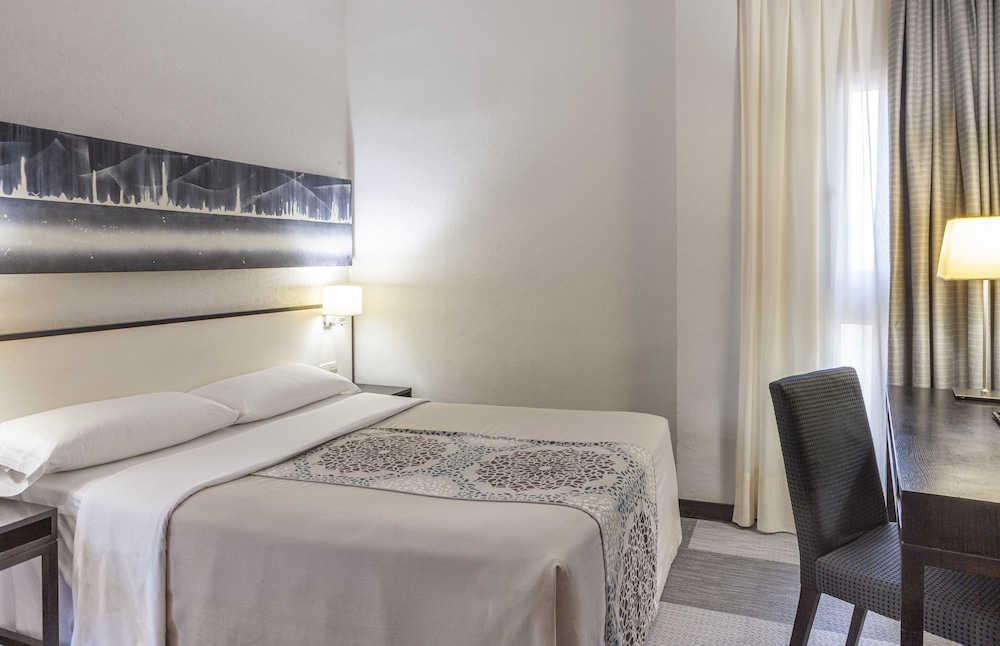 Habitación Confort doble del hotel Macià Plaza. Foto 3