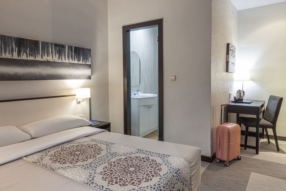 Habitación Confort doble del hotel Macià Plaza. Foto 5