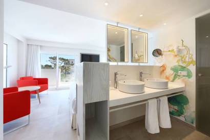 Habitación Doble Star Prestige del hotel Iberostar Waves Alcudia Park. Foto 2