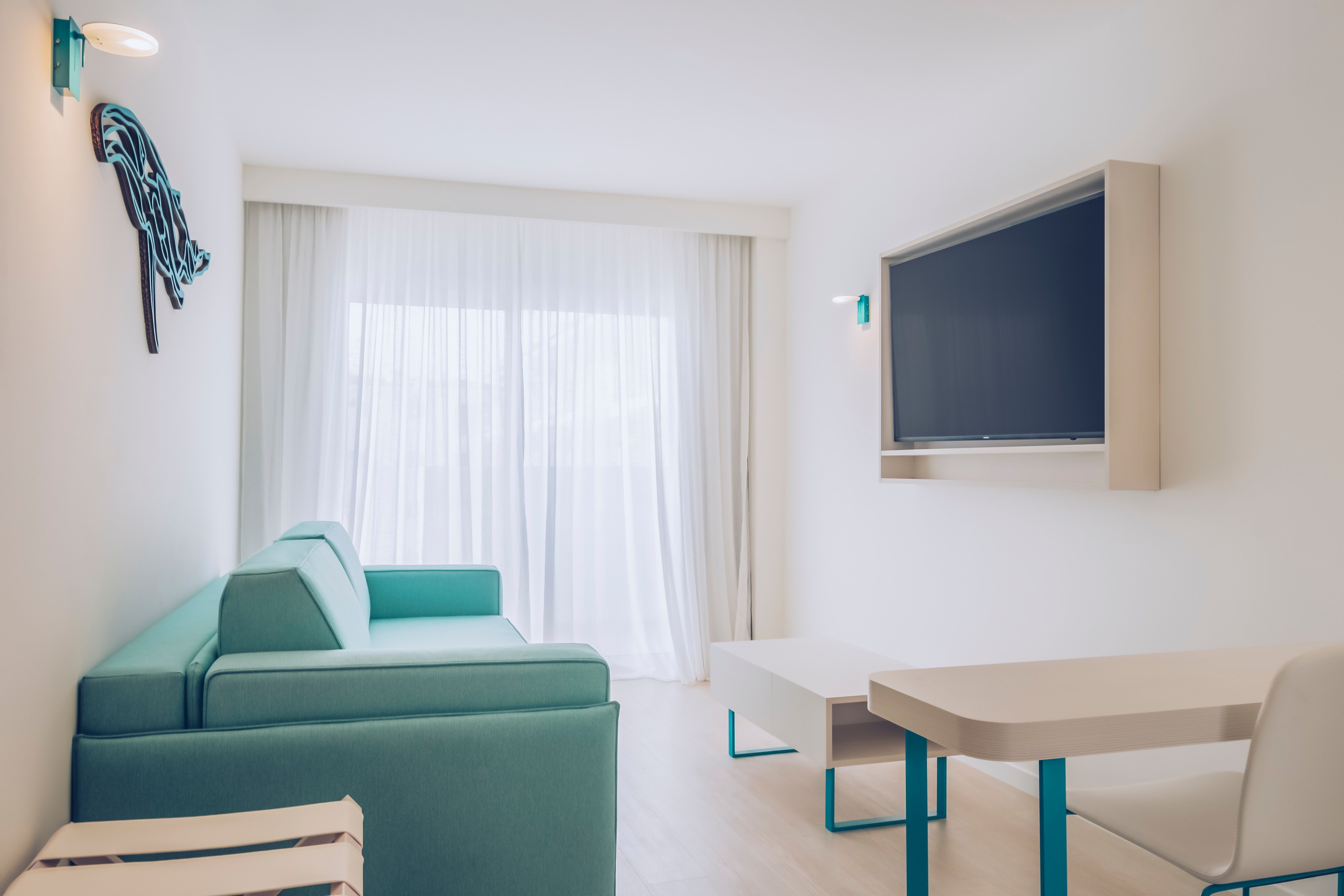 Junior suite del hotel Iberostar Waves Alcudia Park. Foto 1