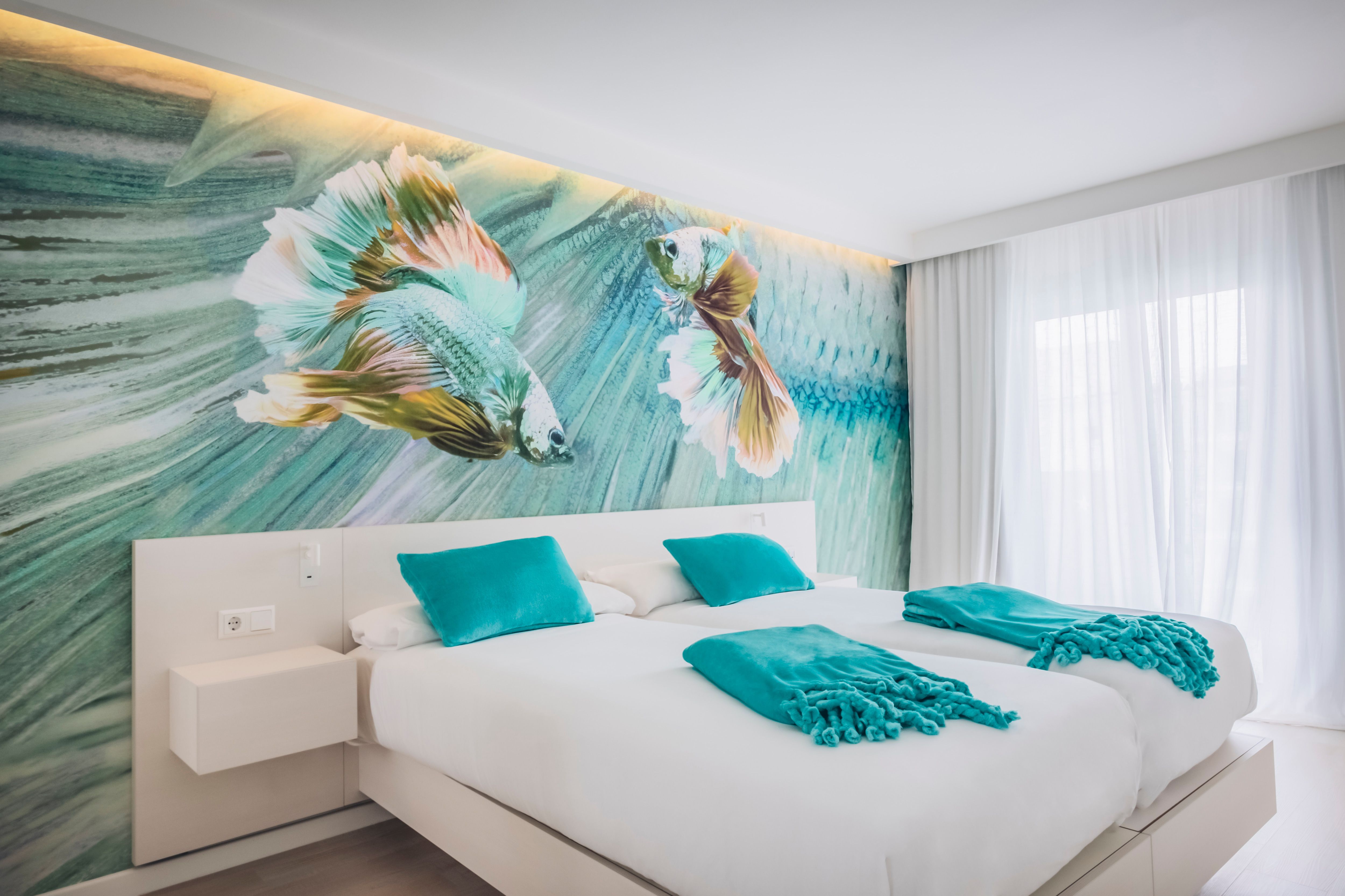 Junior suite del hotel Iberostar Waves Alcudia Park. Foto 3