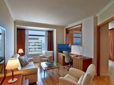 Junior suite del hotel Hilton Diagonal Mar Barcelona. Foto 2