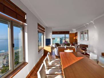 Suite Club Business del hotel Hilton Diagonal Mar Barcelona. Foto 1