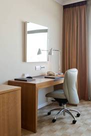 Habitación doble Lujo del hotel Hilton Diagonal Mar Barcelona. Foto 1